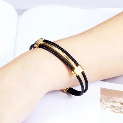 Vintage Fashion Titanium Steel Cuff Bracelet / Bangle in Black & Gold To Go For Any Occasion