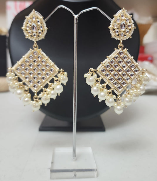 Meenakari Ethnic Kundan Jhumka Earrings