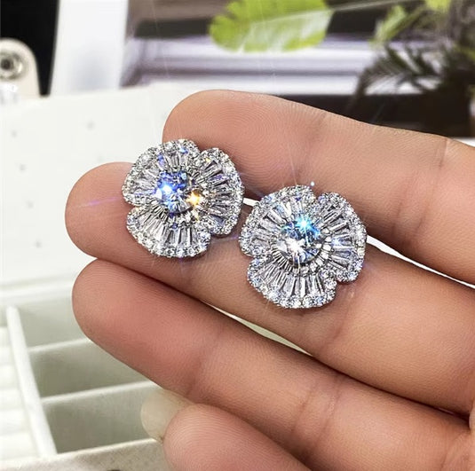 Premium AAA Grade Cubic Zircon/American Diamond Stud Earrings