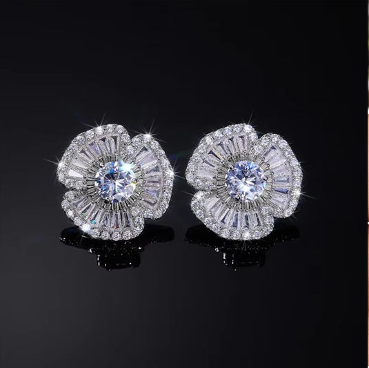 Premium AAA Grade Cubic Zircon/American Diamond Stud Earrings