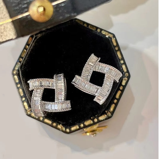 Premium AAA Grade Cubic Zircon/American Diamond Stud Earrings