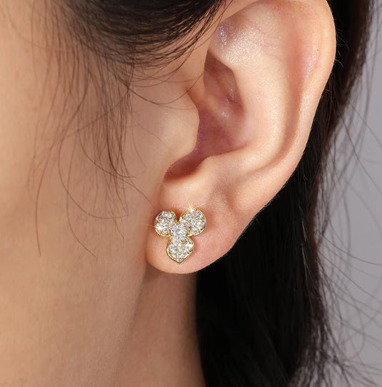 Premium AAA Grade Cubic Zircon/American Diamond Stud Earrings