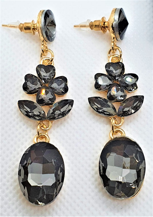 Multi colored stones outlined in Gold classic wear danglers 6 classic colors to add grace to any of your classic outfits