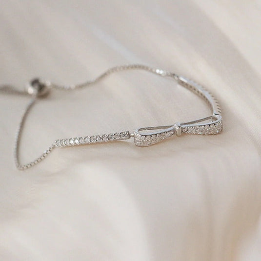 925 Silver Tennis Bracelet in a Bowknot design