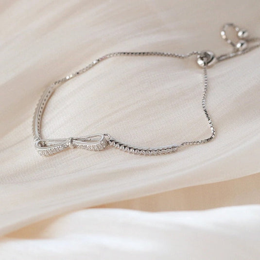 925 Silver Tennis Bracelet in a Bowknot design