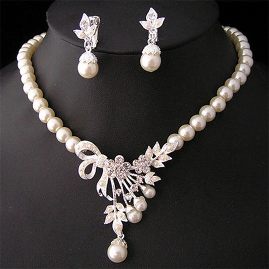 Rhinestone studded Vintage Pearl Set with Earrings & Necklace
