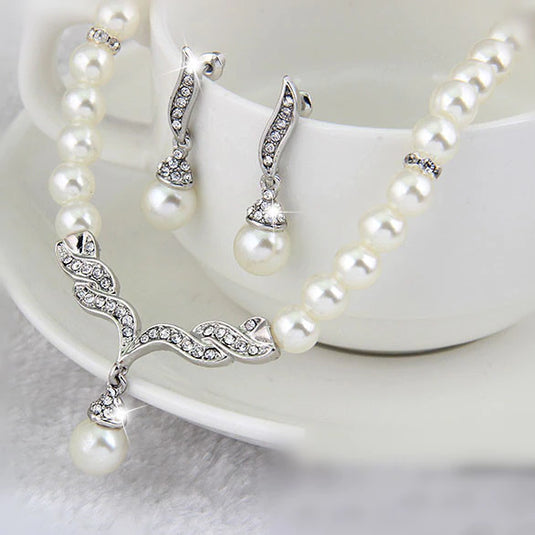 Crystal Studded Elegant Pearl Set with Necklace & Earrings