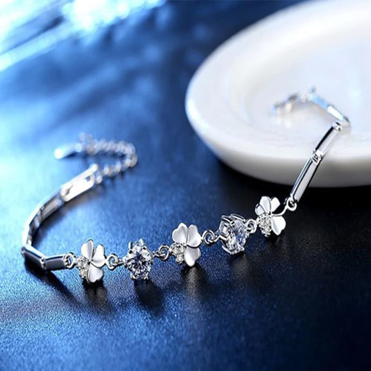 925 Silver Zircon Studded Adjustable Flower Design Bracelet