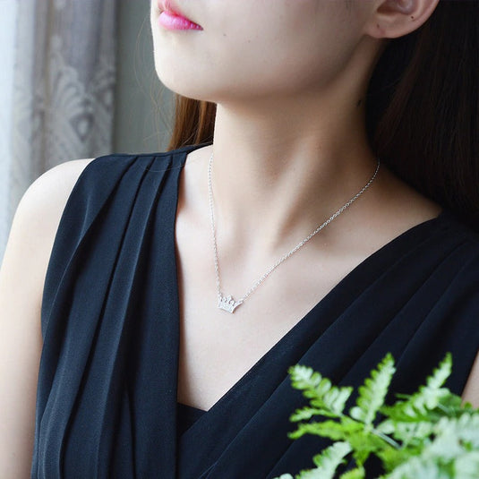 925 Silver Necklace in a beautiful Tiara design with Crystals (N)