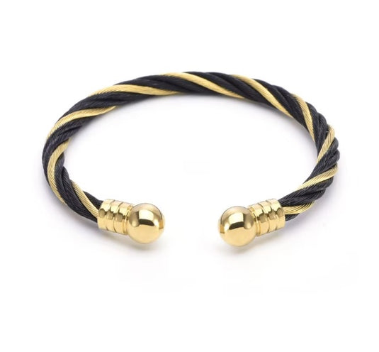Vintage Fashion Titanium Steel Cuff Bracelet / Bangle in Black & Gold To Go For Any Occasion
