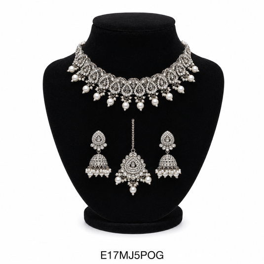 Meenakari Ethnic Kundan & Pearl Set - Choker, Earrings & Mangtikka in Silver Color - White