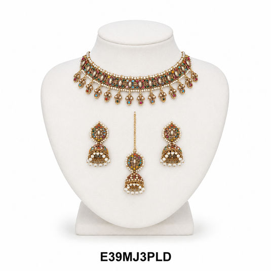 Meenakari Ethnic Kundan & Pearl Set - Choker, Earrings & Mangtikka in Mehendi Color - Plain, Multicolor