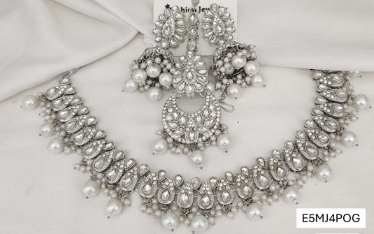 Meenakari Ethnic Kundan & Pearl Set - Choker, Earrings & Mangtikka in Silver Color - White