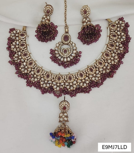 Meenakari Ethnic Kundan & Pearl Set - Choker, Earrings & Mangtikka in Mehendi Color - Multicolor & Red