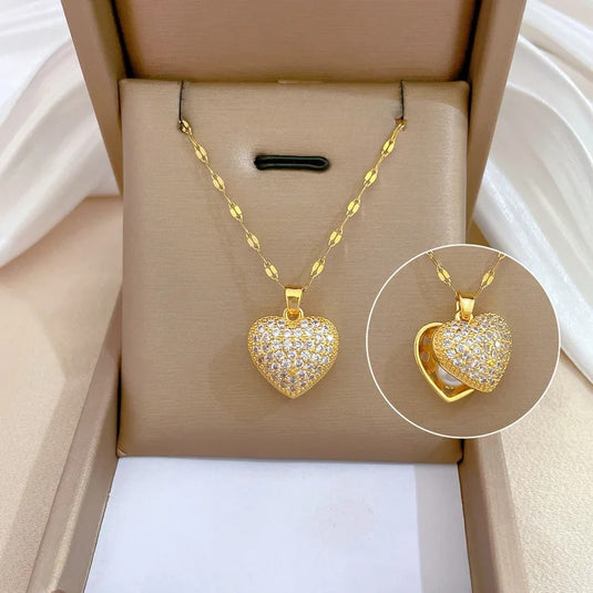 Heart Pearl Pendant Necklace in Stainless Steel