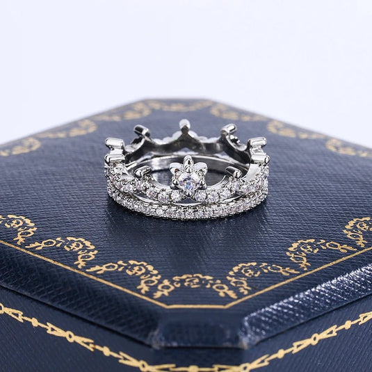 925 Silver Luxury 2 Piece Crown Design Zircon Finger Ring, Size 8