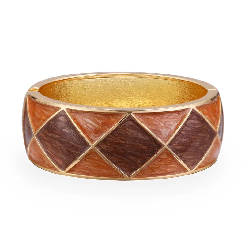 Drop Oil Square Pattern Cuff Bangle in Shades of Brown