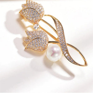 Stylish Metallic Rhinestone Studded Brooch