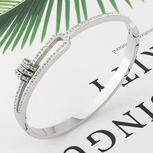 Load image into Gallery viewer, Stainless Steel 3 Circle Designed Rhinestone Crystals Cuff Bracelet